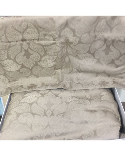 Покрывало Tivolyo Home Versa bej жаккард 260x260