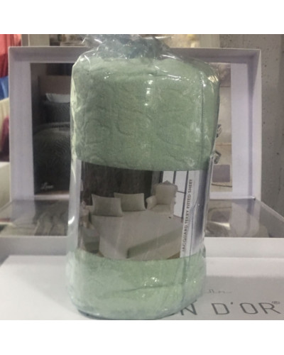 Простынь Maison D'or green махровая на резинке 180x200 + наволочки 2-50x70