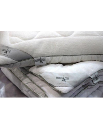 Одеяло Maison D'or Coral евро 195x215 антиаллергенное