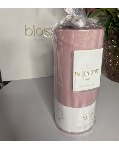 Простынь сатиновая Maison D'or rose на резинке 180x200 + наволочки 2-50x70